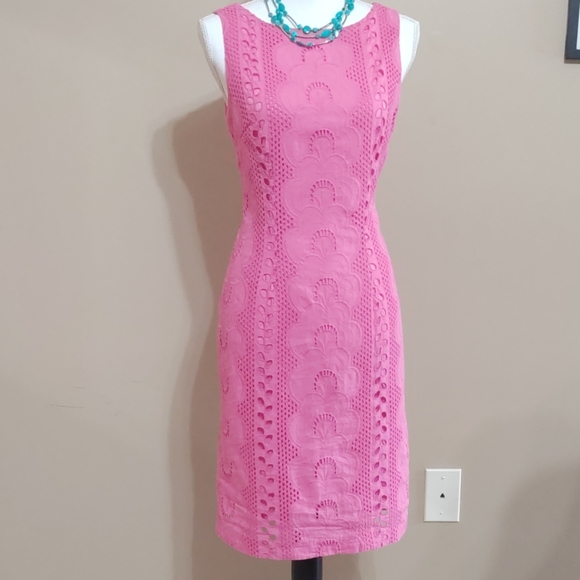 Chetta B Dresses & Skirts - Chetta B Pink Eyelet Sheath Dress